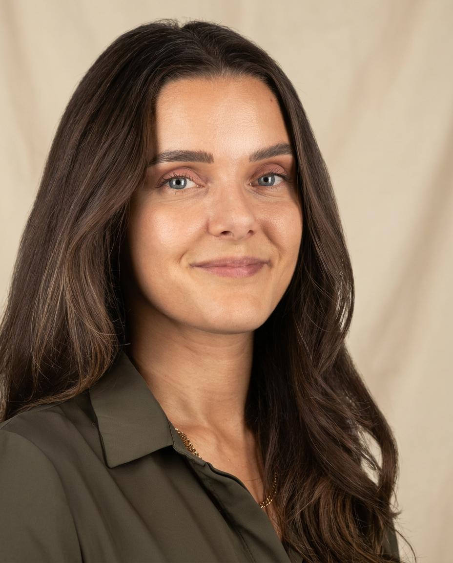 Maude — fundadora de El Hustle
